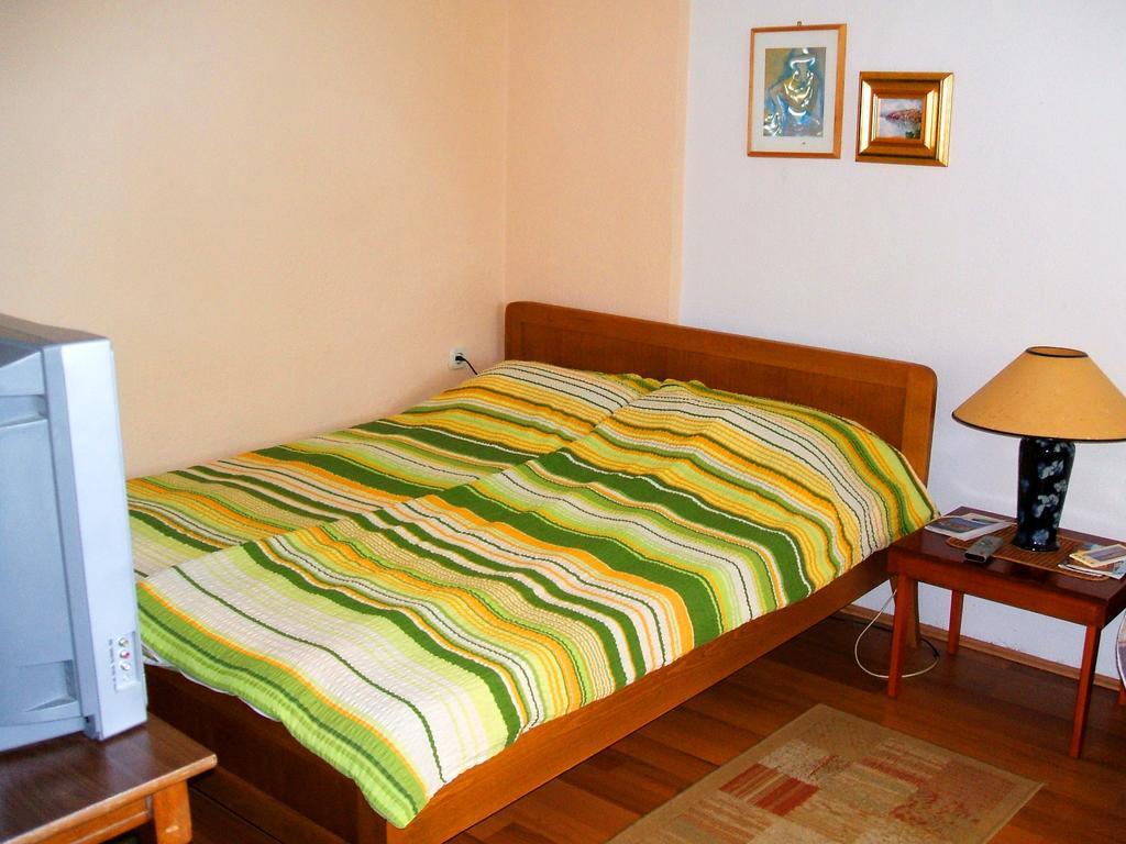 Zura Apartments Охрид Стая снимка